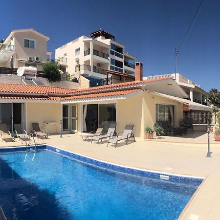 Peyia Palm Villa 파포스 외부 사진