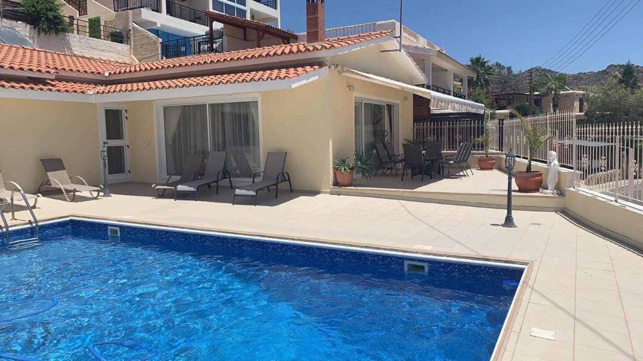 Peyia Palm Villa 파포스 외부 사진